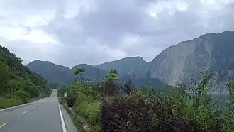 紫平铺水库中部 - panoramio.jpg