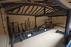 A spinning device (2015)