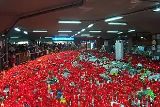 Signs of mourning in the hall of Atocha station