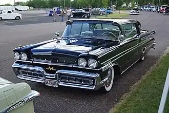 A 1958 Montclair Turnpike Cruiser, showing gold "big M" badge