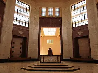 Archbishops' Crypt, Holy Cross Mausoleum