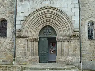 The doors of the church of Saint-Jacques, in Auzances