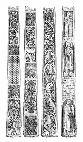 Its four faces, with the tide dial on the second from the left