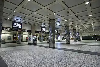 LIRR concourse in 2015