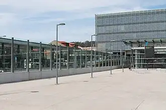 Metro station seen from the south, with tunnel entrance