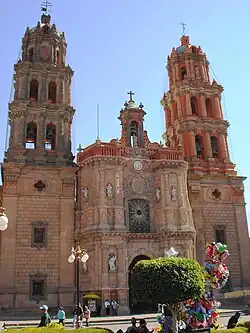 The seat of the Archdiocese of San Luis Potosí is Catedral Metropolitana de San Luis Rey.