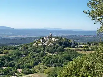 The village of Clansayes