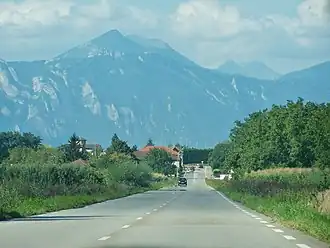 The D523 road [fr] in Le Cheylas