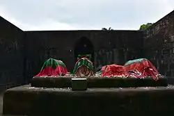 Eastern chamber containing four graves