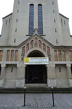 Entrance of the church with mosaics of Saint Leo the Great.