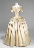 Evening dress 1840–1842 (American)