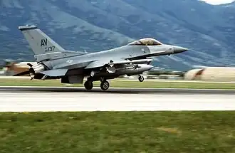 An F-16C Fighting Falcon of the 31st Fighter Wing landing upon returning from an air-strike against the Bosnian Serbs during Operation Deliberate Force in 1995