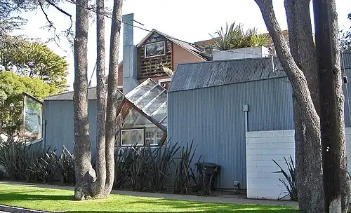 Gehry residence in Santa Monica (1978)