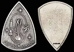 Gemini 11 mission emblem and crew names (front). Flight dates (back)