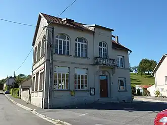 The town hall in Guincourt