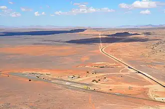 Hauptstraße C13 bei Aus, Namibia (2017).jpg