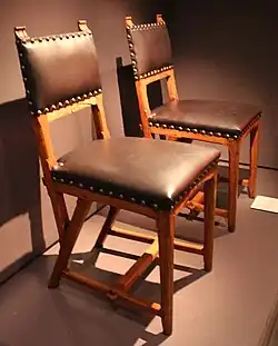 Office chairs for Dutch government by Hendrik Petrus Berlage (1895–96)