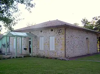 The town hall in Hostens