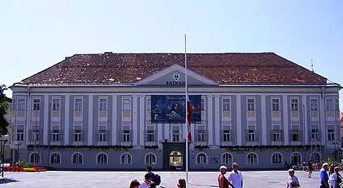 Klagenfurt Town Hall&nbsp;[de], formerly Palais Rosenberg (owned from 1650–1918)