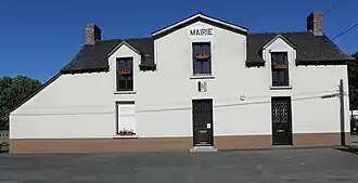 The town hall of La Selle-Guerchaise