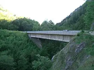 The bridge into Saint-Jean-de-Belleville