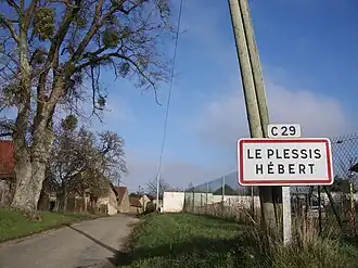 One of the roads into Le Plessis-Hébert