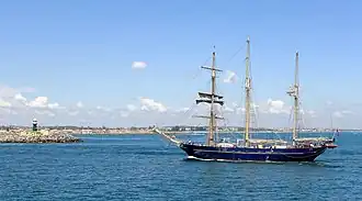 Leeuwin II entering the inner harbour of Fremantle Harbour, November 2015