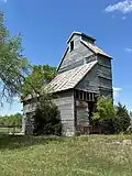 Abandoned grain silo, April 2024