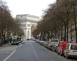 Avenue Mac-Mahon, looking towards the Arc de Triomphe - Paris 17th