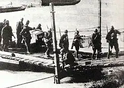 Italian troops cross the Piave