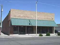 The Pay n Takit #13 was built in 1925 and located at 1402 E. Van Buren Rd. It was listed in the National Register of Historic Places in 1985, reference: #85002068.