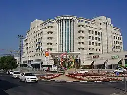 Rehovot mall, municipality, and the cinema complex