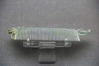 Qing dynasty jade comb
