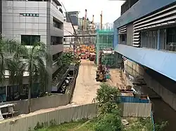 Construction of the pedestrian link bridge in October 2017.