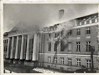 Main building of Tartu University on fire in 1965