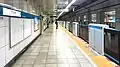 Tozai Line platforms, 2020