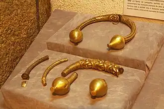 Gold torcs from Xanceda, Mesía