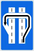 5.20.4 Direction indicator for turning or reversing on sections of roads that do not intersect at the same level