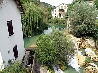 The watermill and waterfall on the Vers&nbsp;[fr] river