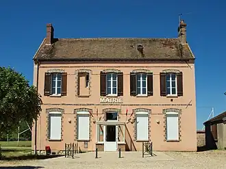 The town hall in Villeroy