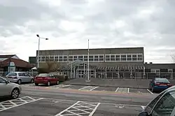 William Harvey Hospital, Main Entrance