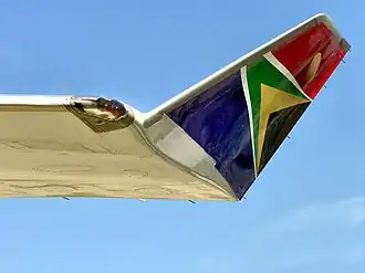 Boeing 747-400 canted winglet