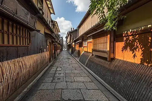 Sudare in the street leading to Tatsumi Bridge in Gion, Kyoto.