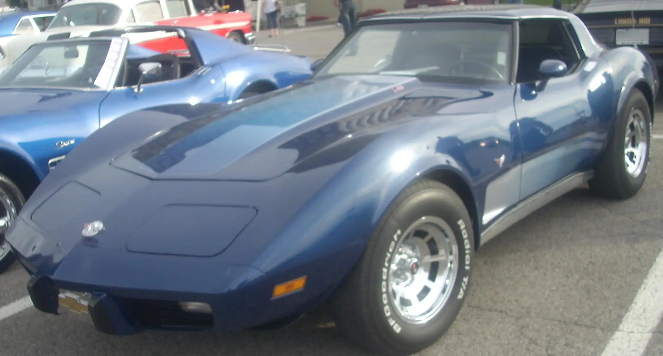 Chevrolet_Corvette_C3_Coupe_(Les_chauds_vendredis_'10)
