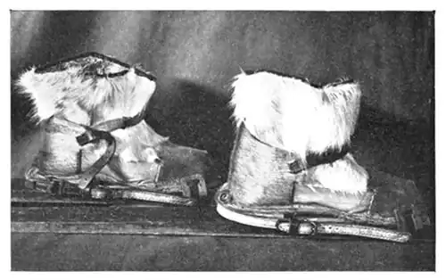 Photograph of the boots and bindings fitted together