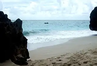 Little Pic fishes pots and palangs inside the reef from Crane Beach North.